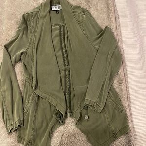 BKE olive green soft slouch blazer size M never worn, no tags